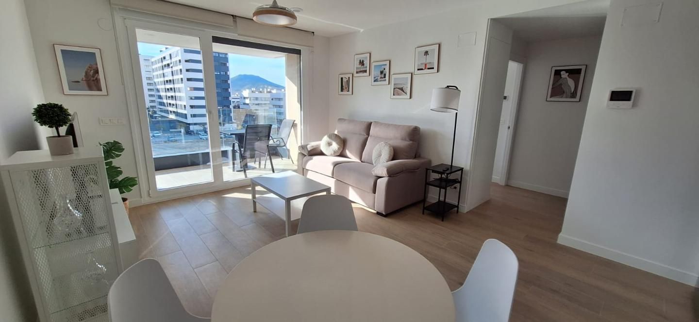 Living room of Flat to rent in Huarte / Uharte  with Heating, Terrace and Furnished