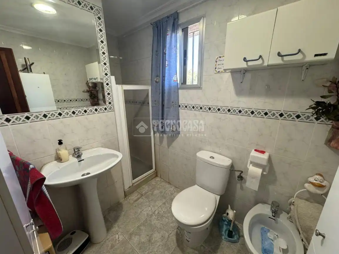 Baño de Casa o chalet en venta en Montroi / Montroy con Jardín privado, Terraza y Piscina