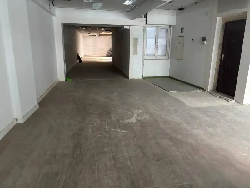 Local comercial en alquiler en Centro, imagen 2