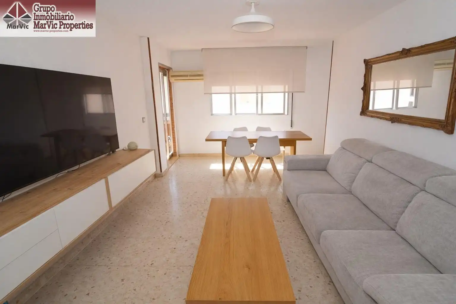 Sala de estar de Piso en venta en Benidorm con Terraza y Amueblado