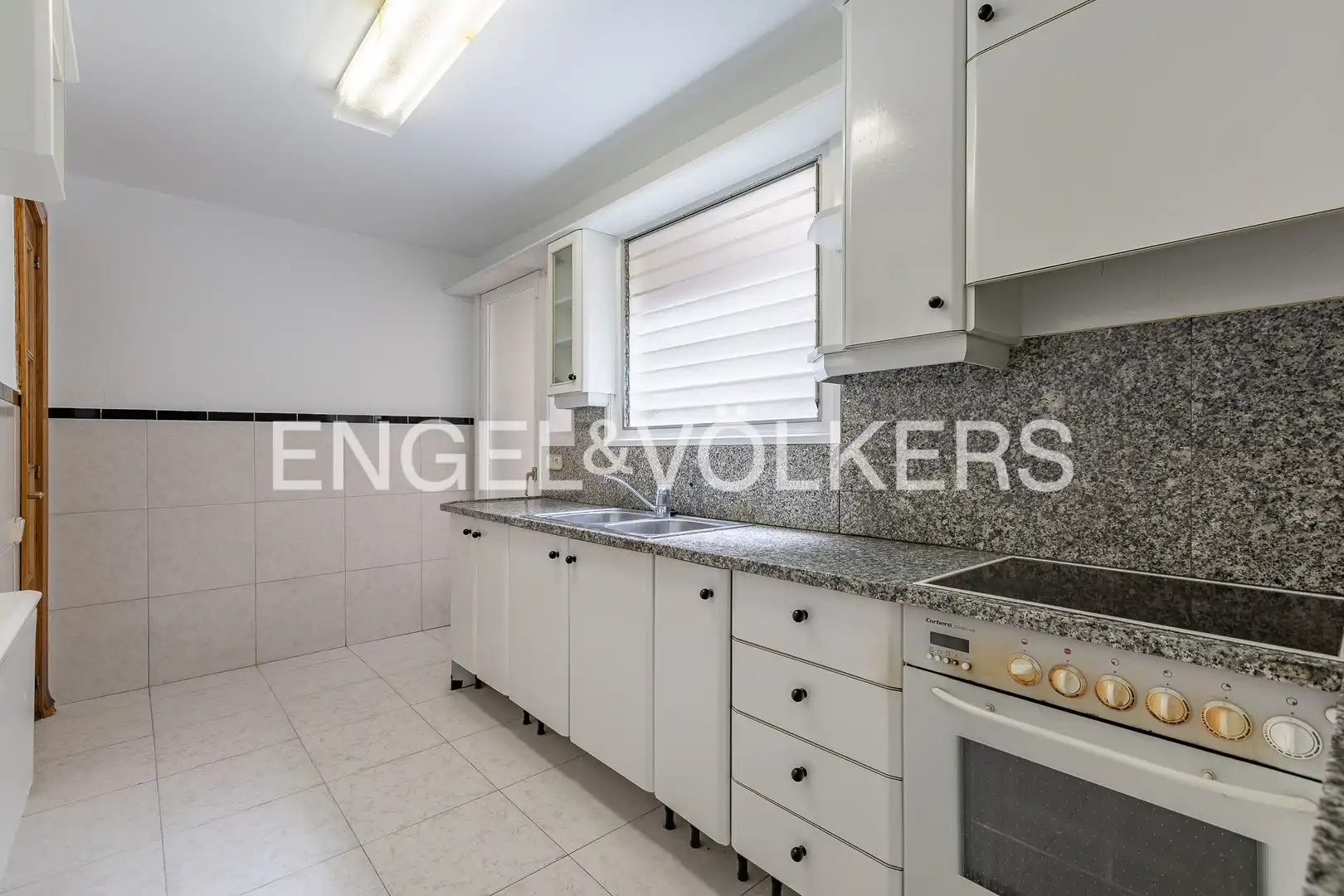 Cocina de Dúplex en venta en Palau-solità i Plegamans con Calefacción, Terraza y Balcón