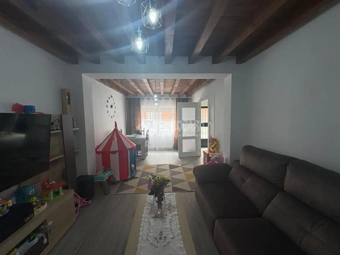 Sala de estar de Casa o chalet en venta en San Bartolomé de las Abiertas con Aire acondicionado, Calefacción y Terraza