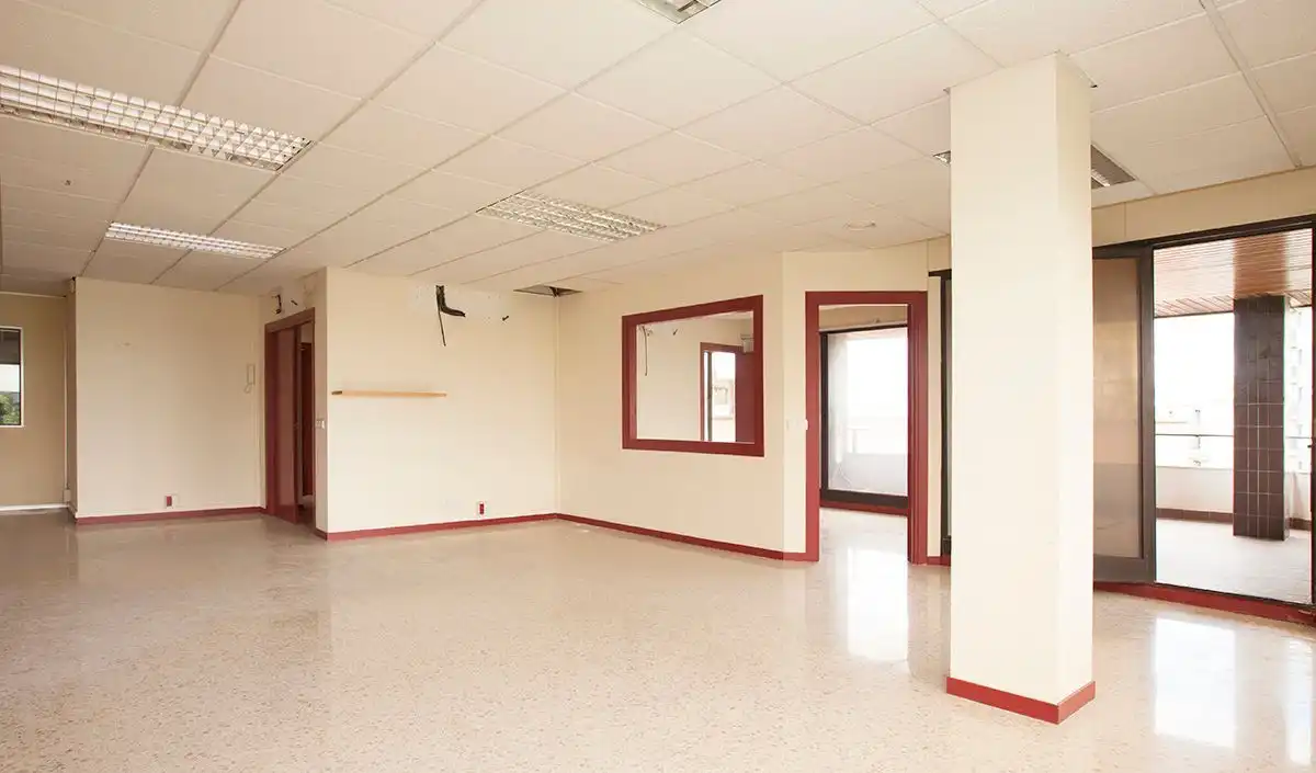 Office for rent in Figueres