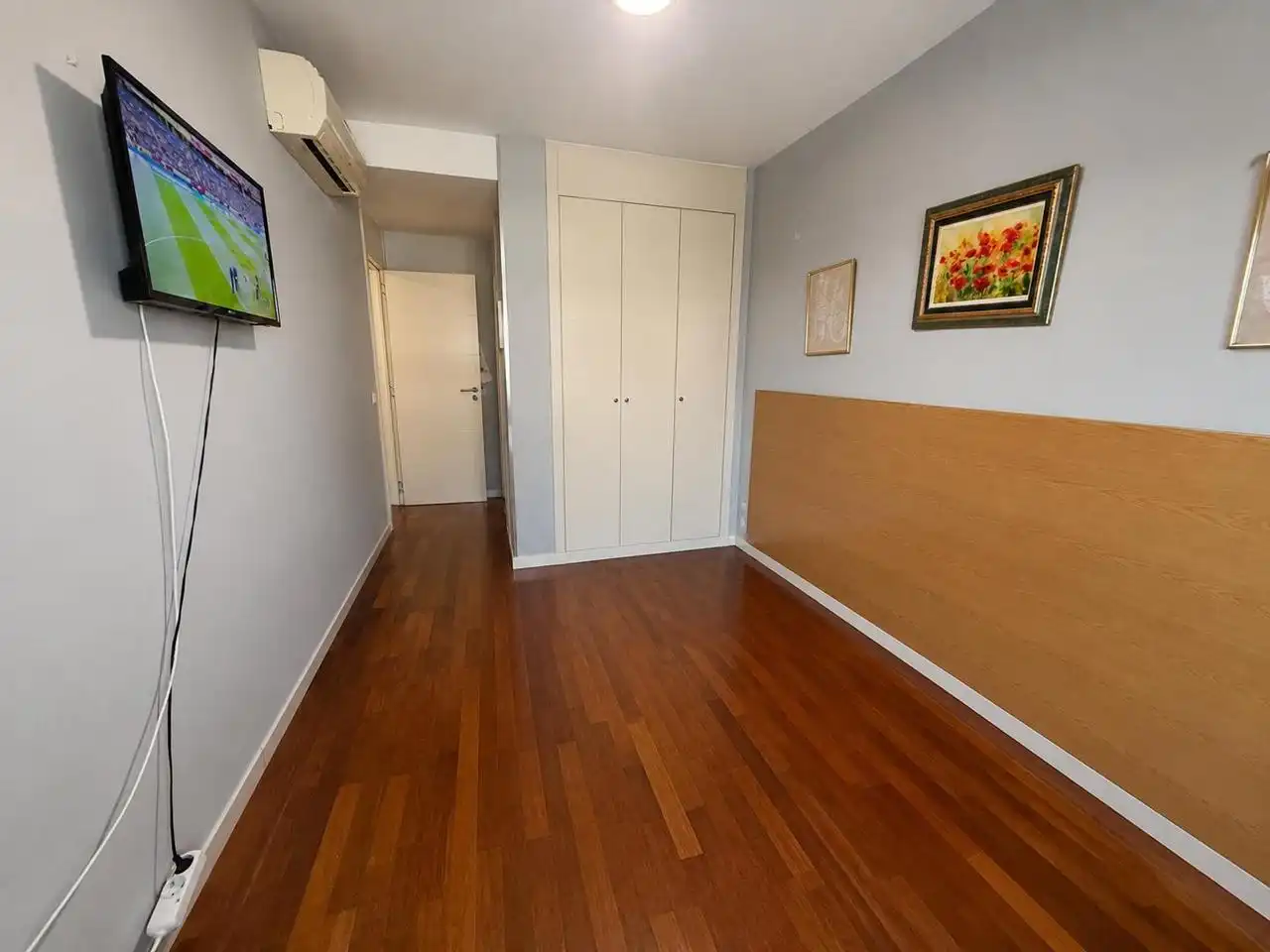 Bedroom of Flat for sale in Madrid  with Air Conditioner, Heating and Parquet flooring