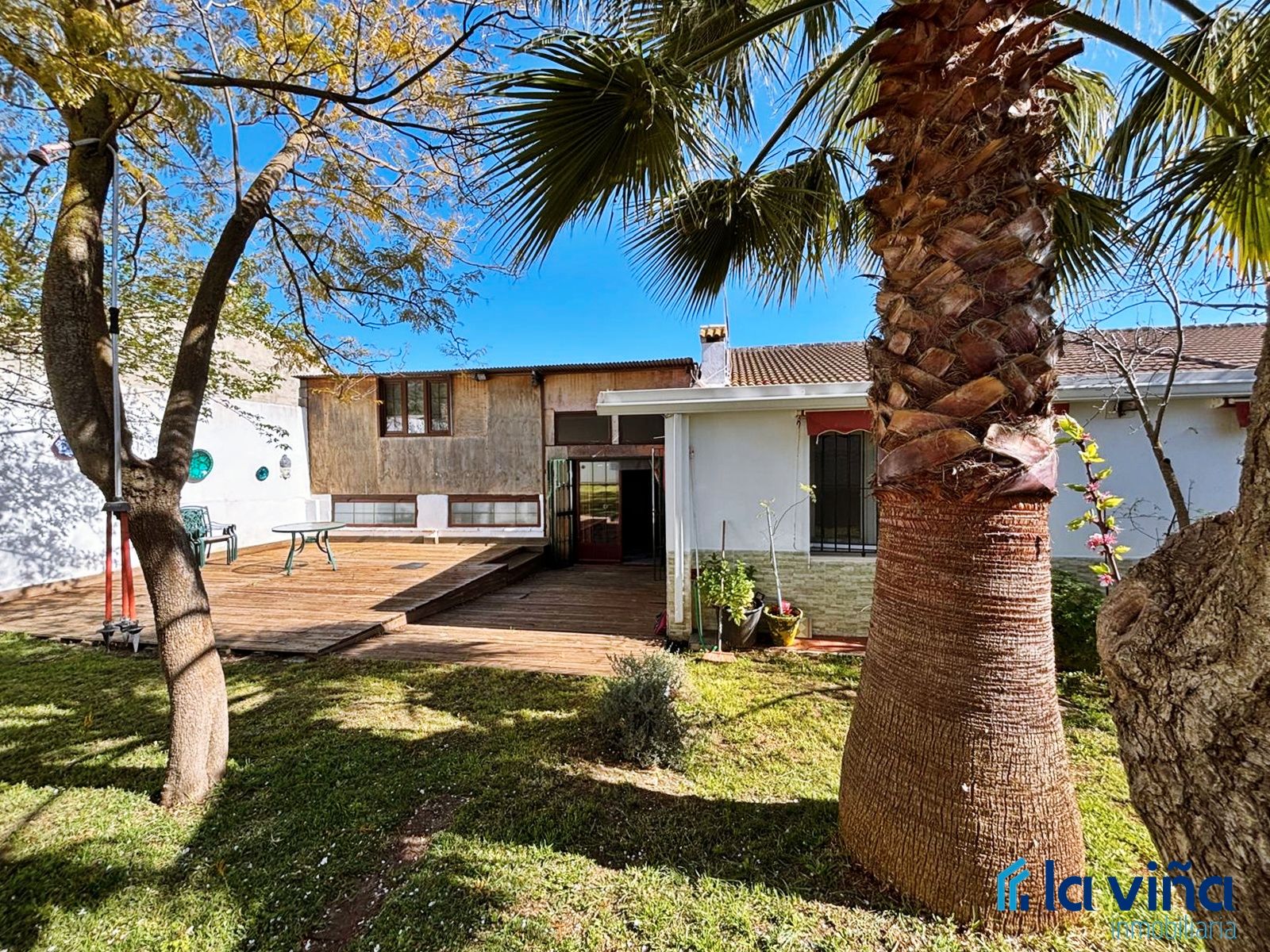Vista exterior de Casa adosada en venta en Sierra de Yeguas con Aire acondicionado, Trastero y Amueblado