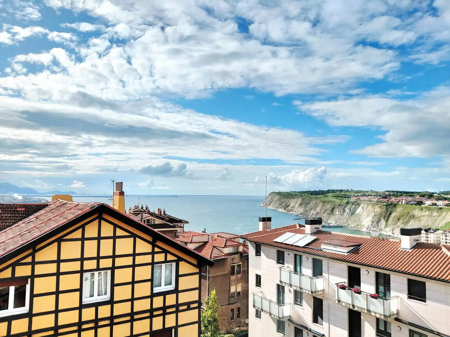Terraza de Piso en venta en Getxo  con Calefacción, Terraza y Trastero