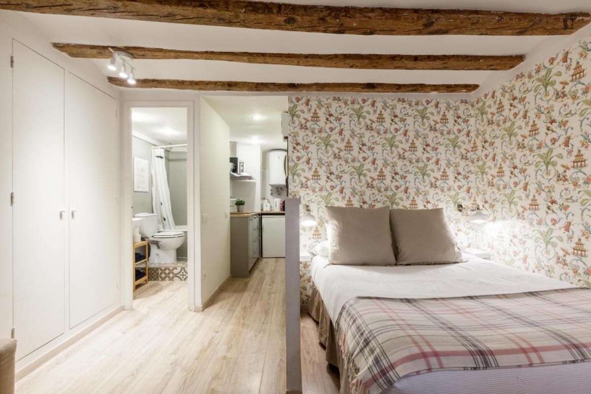 Estudi de lloguer a Barri Gòtic