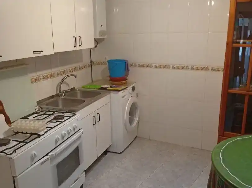 Cuina de Pis en venda en Espino de la Orbada amb Moblat