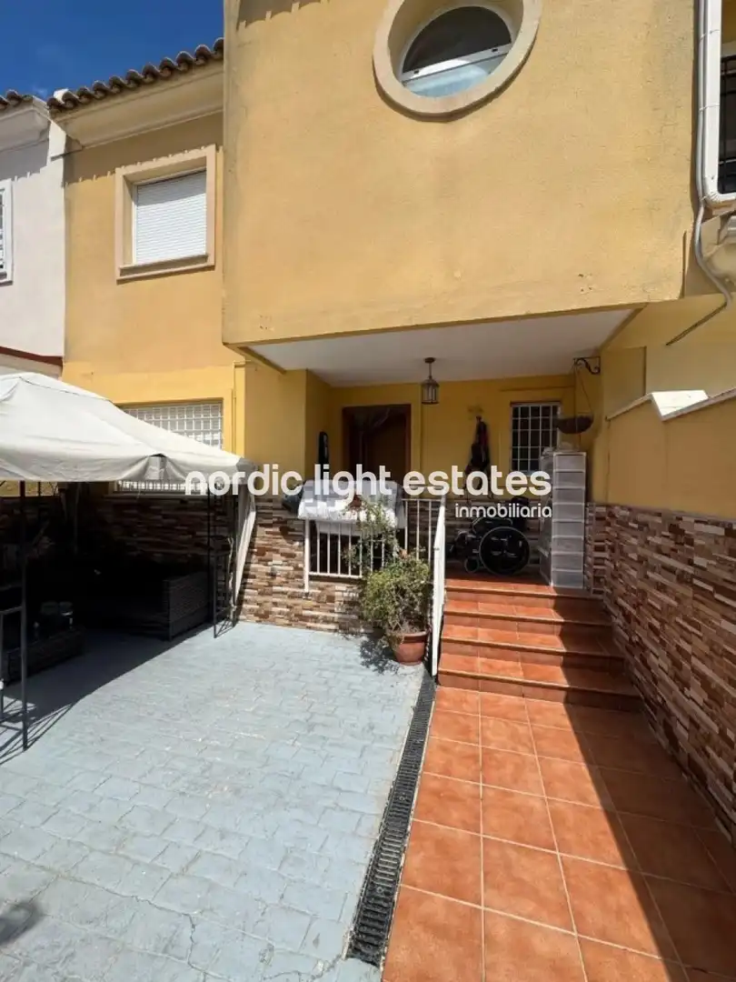 Exterior view of Houses for sale in Málaga  with Terrace