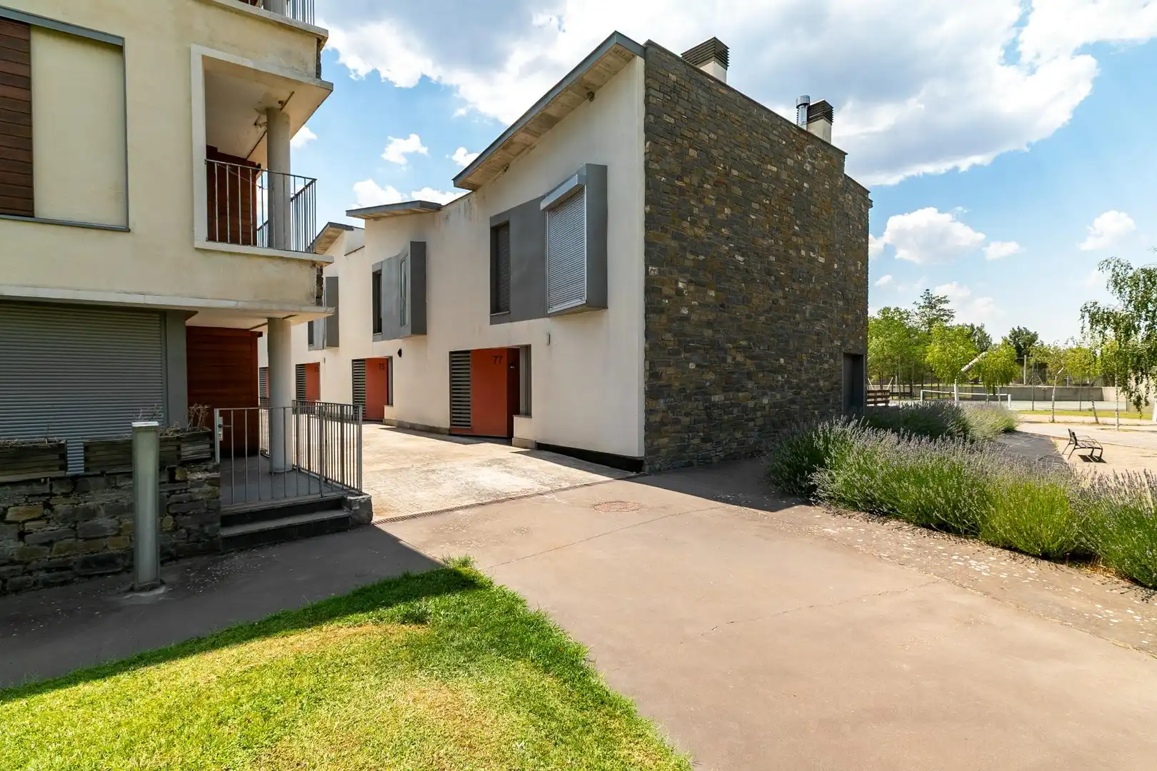Vista exterior de Casa o xalet en venda en Sabiñánigo