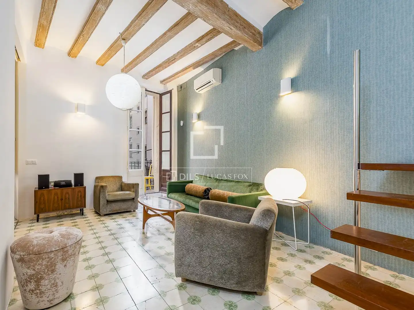 Living room of Flat for sale in Barcelona  with Air Conditioner, Terrace and Balcony