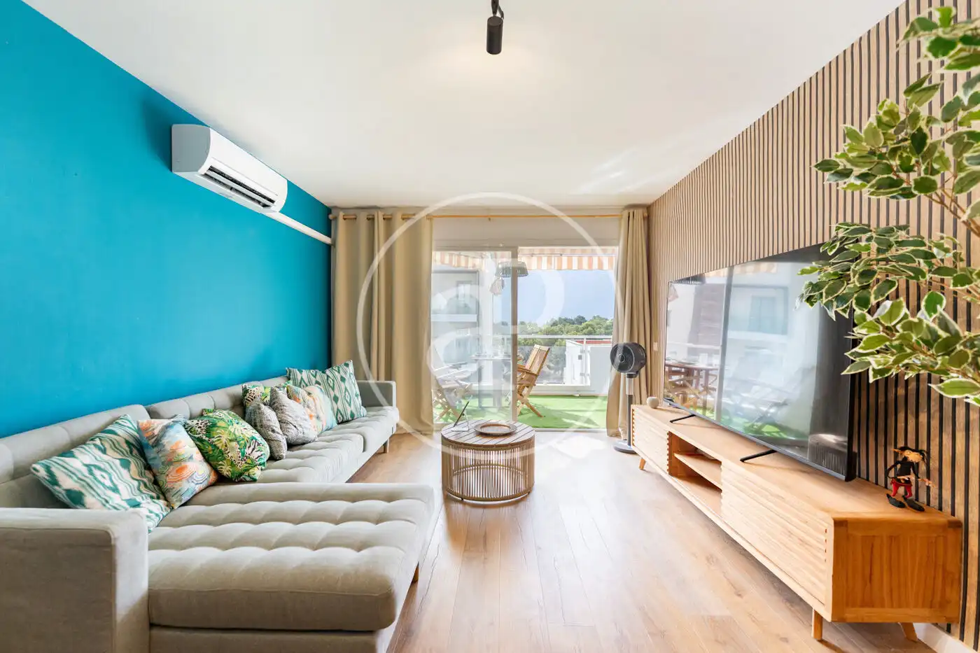 Living room of Attic for rent in  Palma de Mallorca  with Air Conditioner, Heating and Terrace