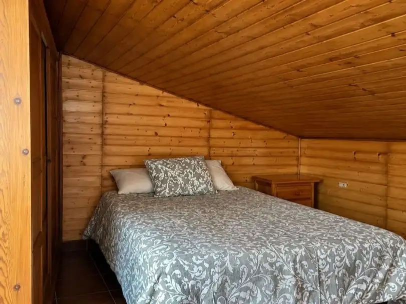 Schlafzimmer von Maisonette zum Verkauf in Arenas de San Pedro mit Klimaanlage und Balkon