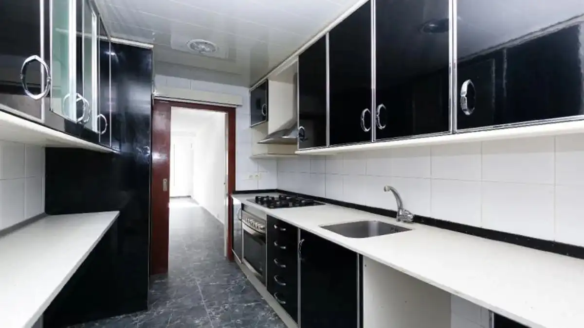 Piso con ascensor en venta en Carrer de Monturiol
