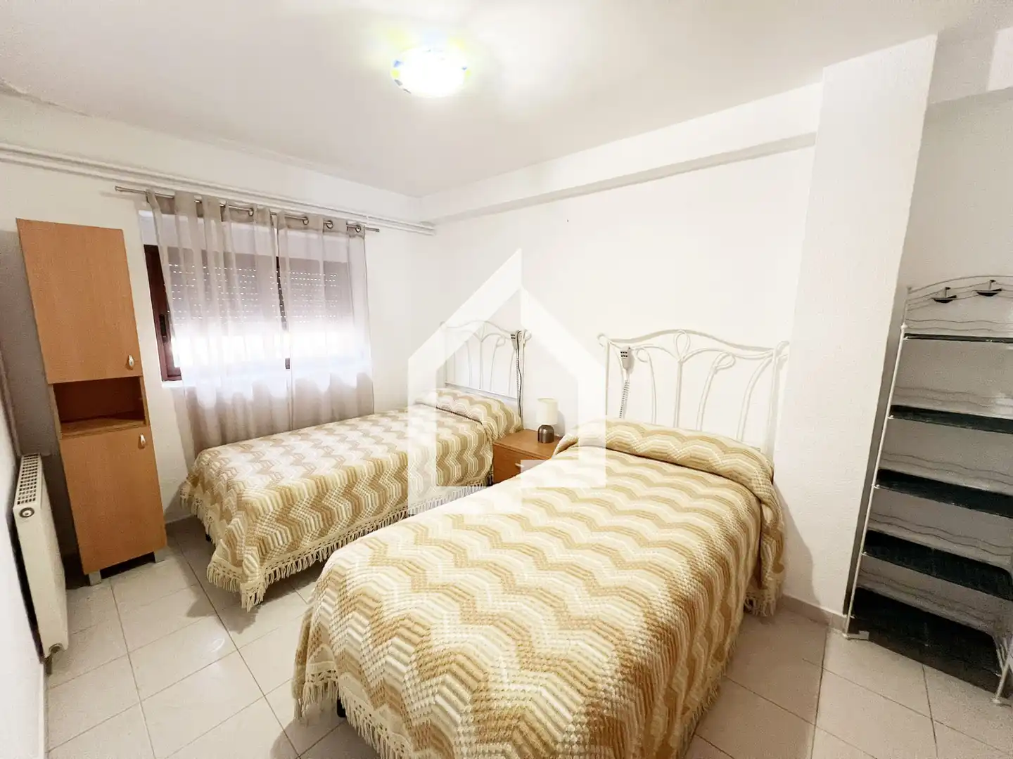 Habitación de Casa o chalet en venta en San Vicente del Raspeig / Sant Vicent del Raspeig con Jardín privado, Terraza y Trastero