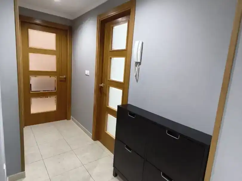 Wohnung zur Miete in Viveiro mit Abstellraum, Schwimmbad und Möbliert