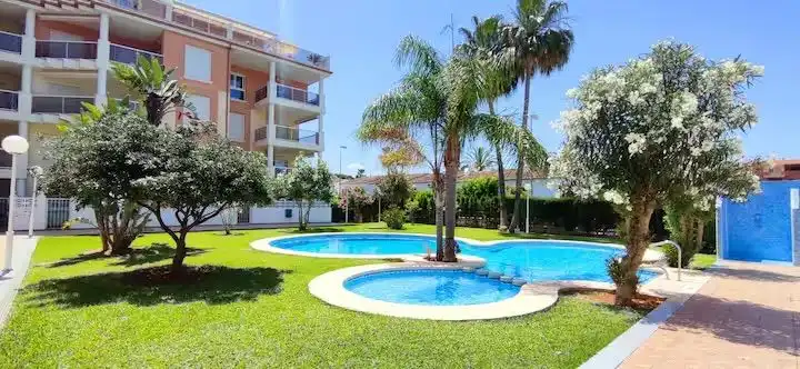 Schwimmbecken von Wohnungen zur Miete in Dénia mit Klimaanlage, Heizung und Terrasse