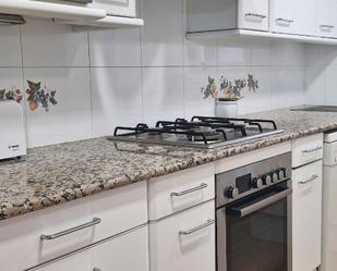 Cuina de Àtic de lloguer en  Barcelona Capital amb Aire condicionat, Calefacció i Terrassa