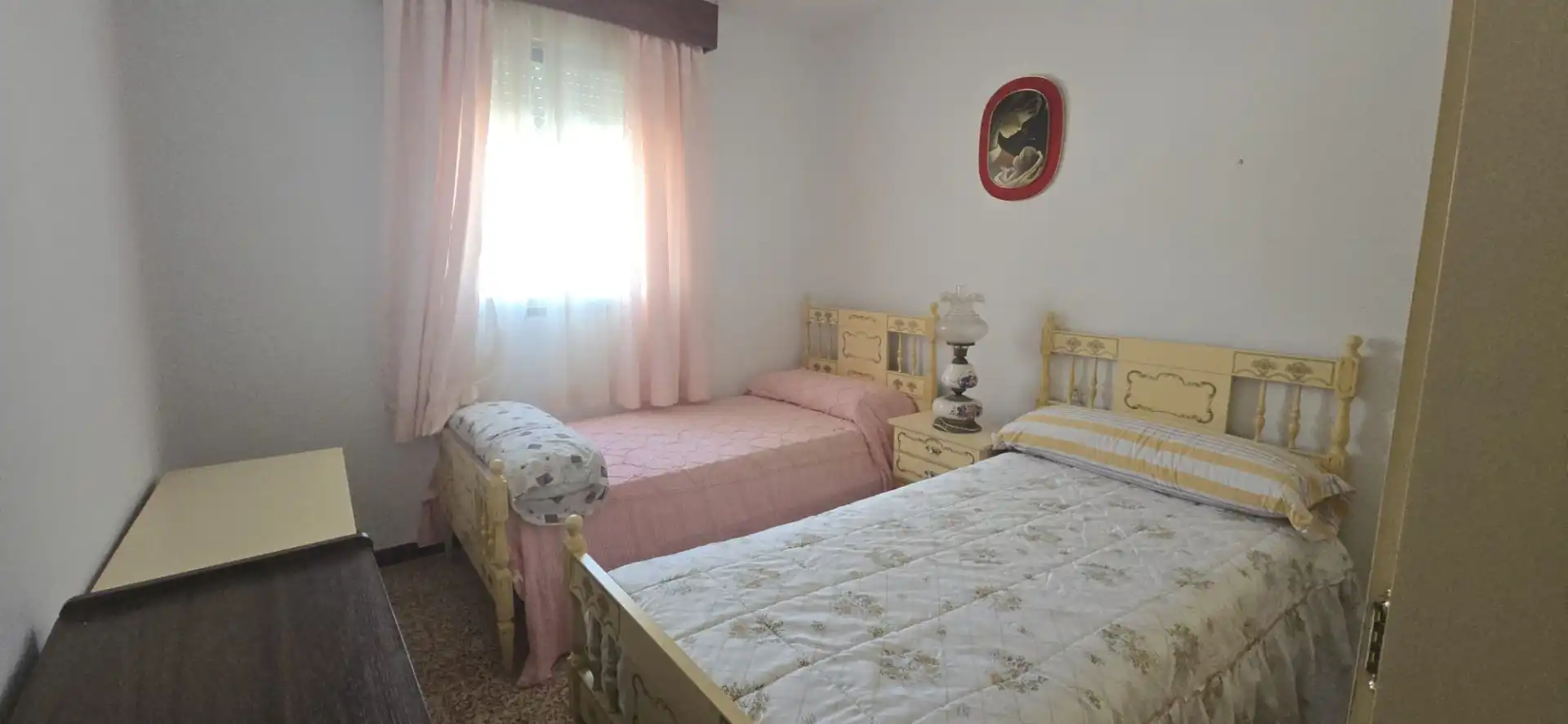 Schlafzimmer von Wohnungen zum Verkauf in Marbella mit Möbliert, Ofen und Waschmaschine