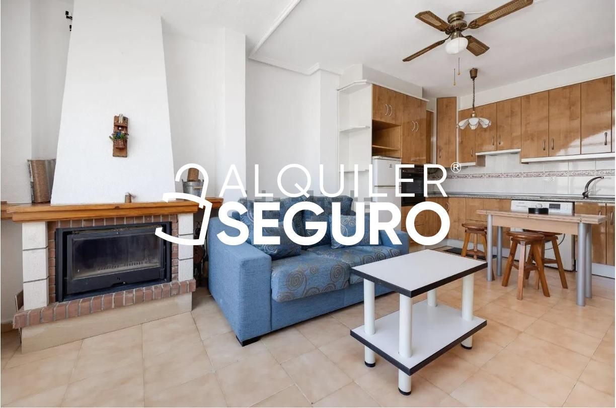 Living room of Flat to rent in Torrevieja  with Air Conditioner, Swimming Pool and Furnished