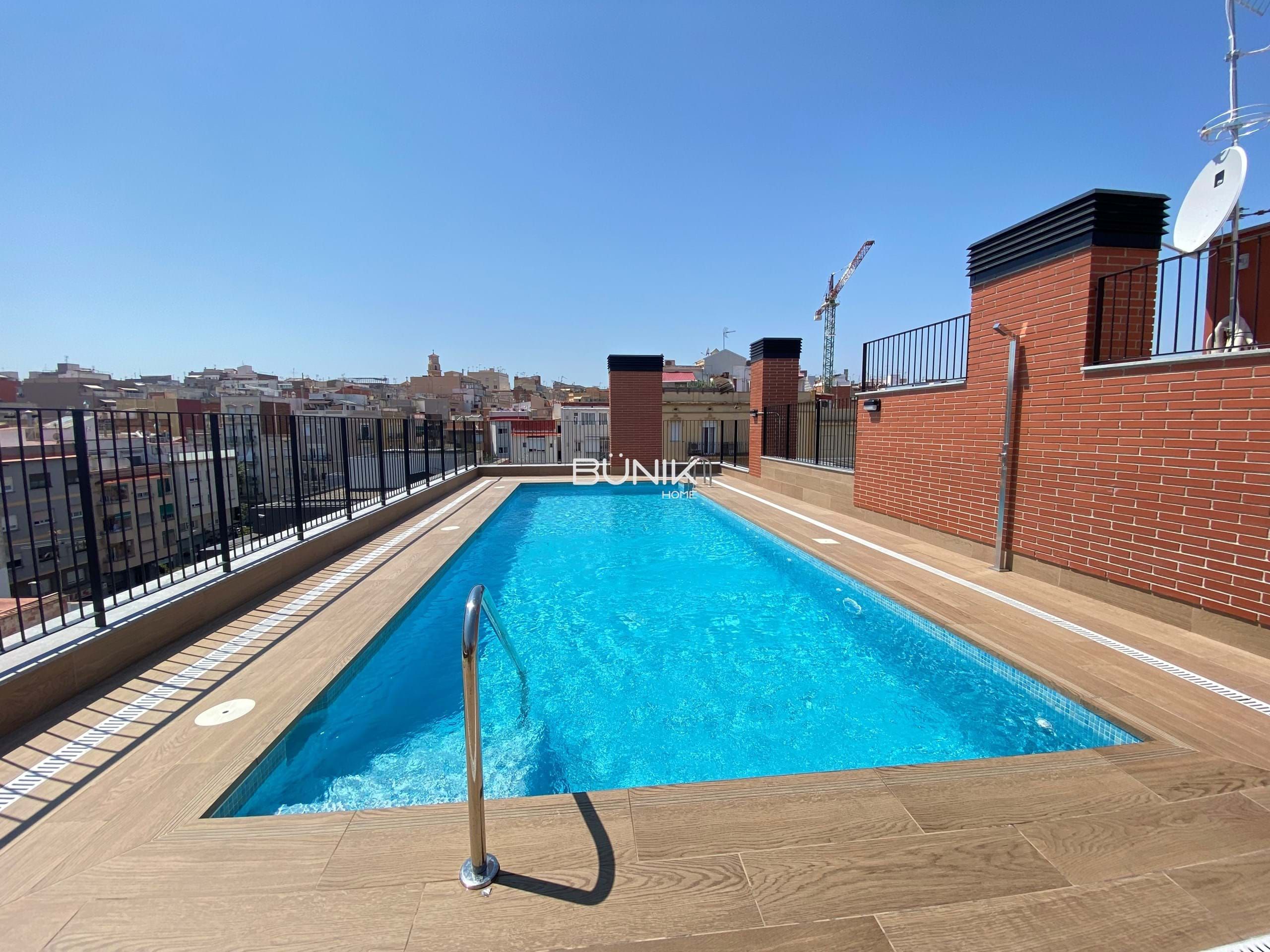 Swimming pool of Flat to rent in  Barcelona Capital  with Terrace, Swimming Pool and Furnished