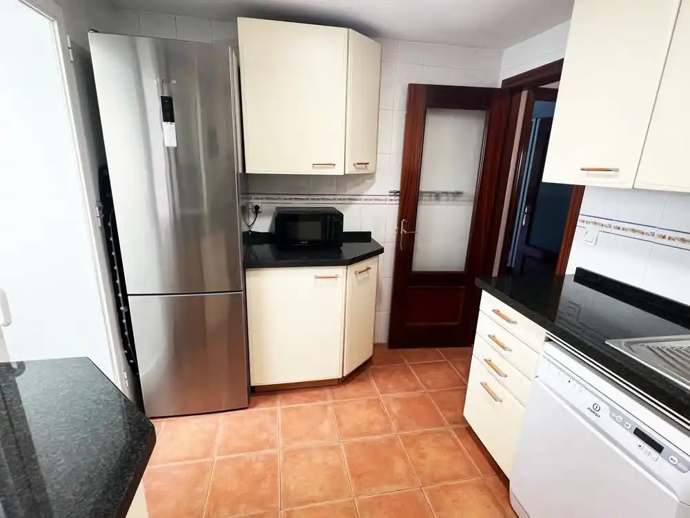 Kitchen of Flat for rent in Marbella  with Air Conditioner, Heating and Terrace