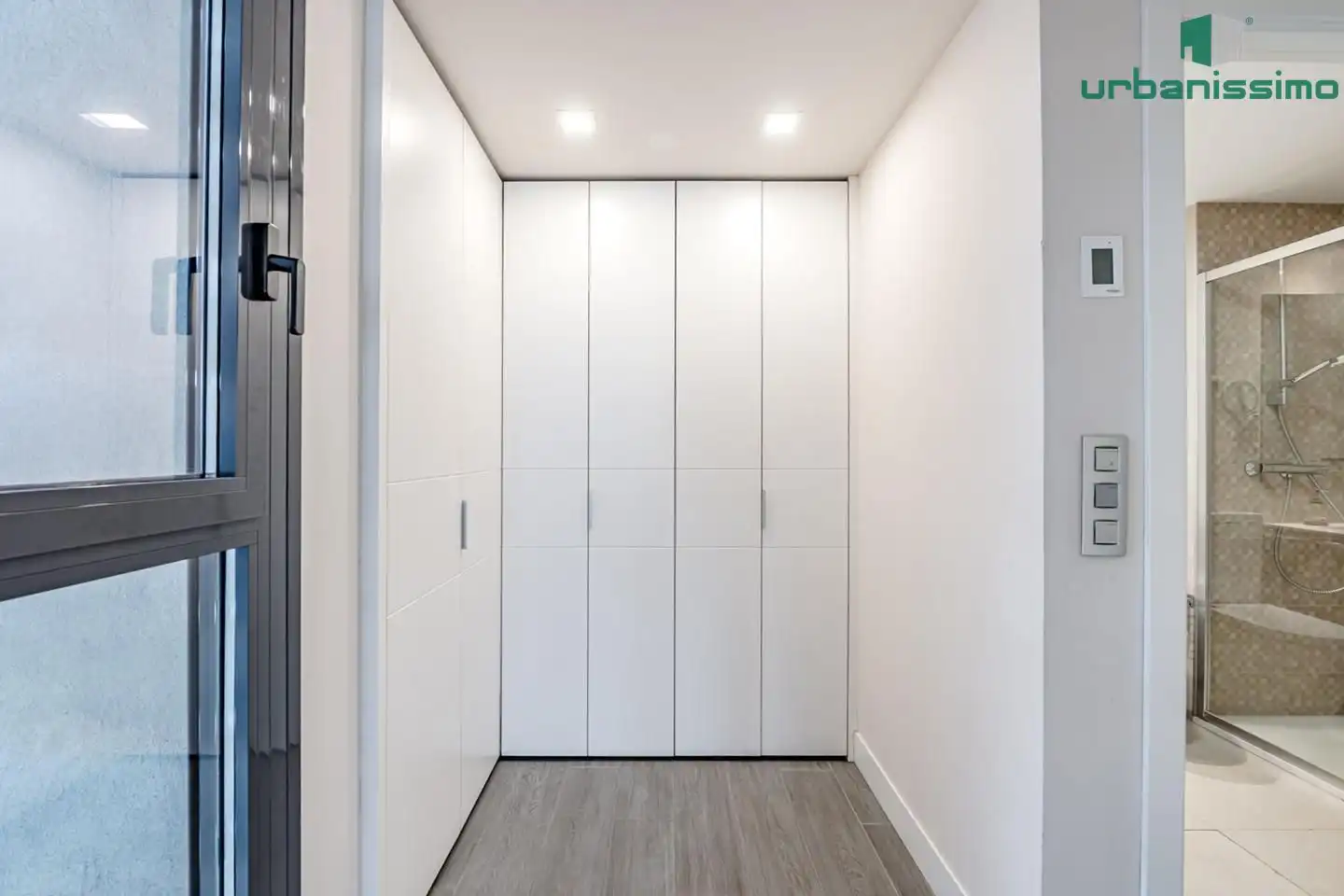 Flat for sale in Madrid  with Air Conditioner, Terrace and Storage room