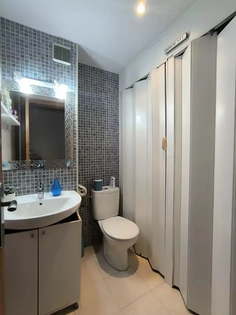 Badezimmer von Wohnung zum Verkauf in Tordera mit Klimaanlage, Heizung und Parkett