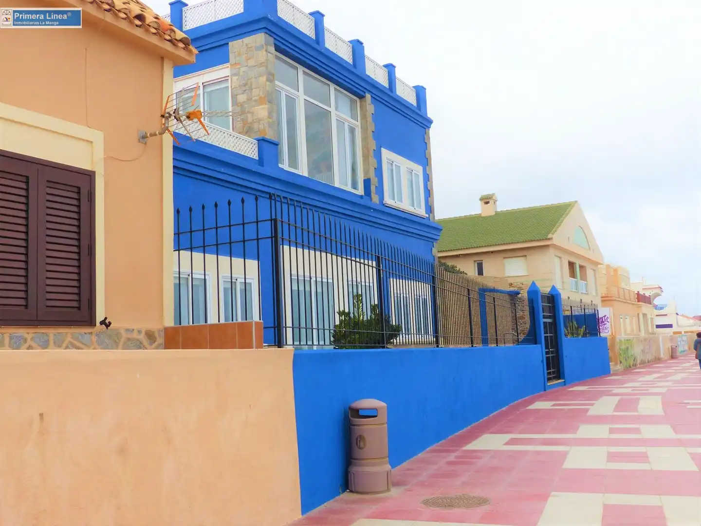 Vista exterior de Casa o chalet en venta en Cartagena con Calefacción, Jardín privado y Parquet