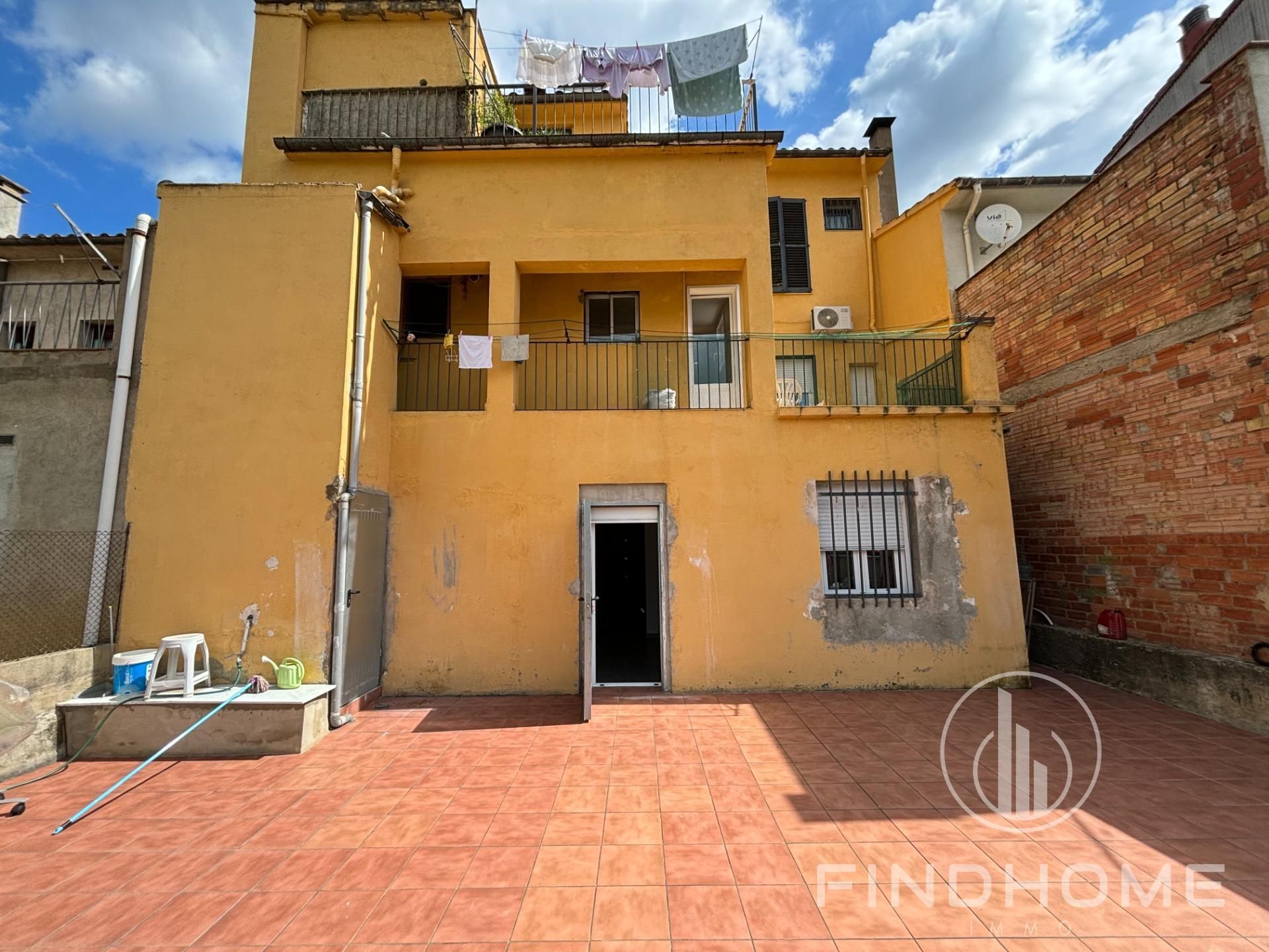 Exterior view of Single-family semi-detached for sale in Olot  with Heating, Private garden and Terrace