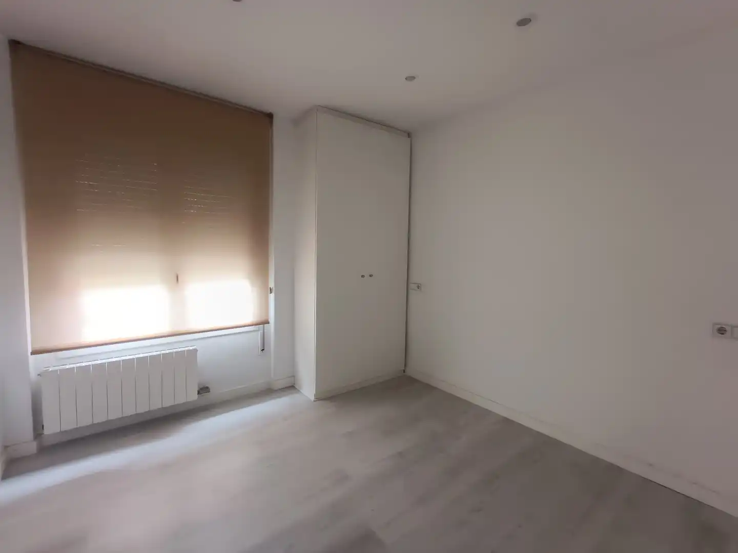 Flat for rent in Carrer Pau Casals, Finestrelles