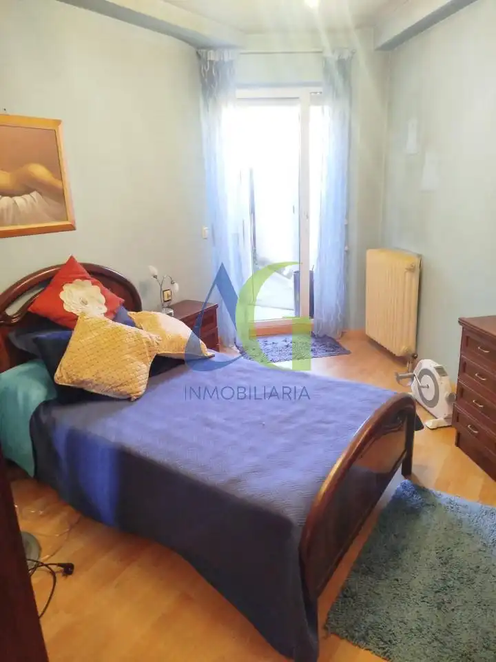 Schlafzimmer von Wohnung zum Verkauf in San Andrés del Rabanedo mit Heizung, Parkett und Terrasse