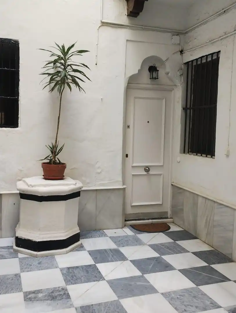 Piso en venta en Cádiz con Amueblado