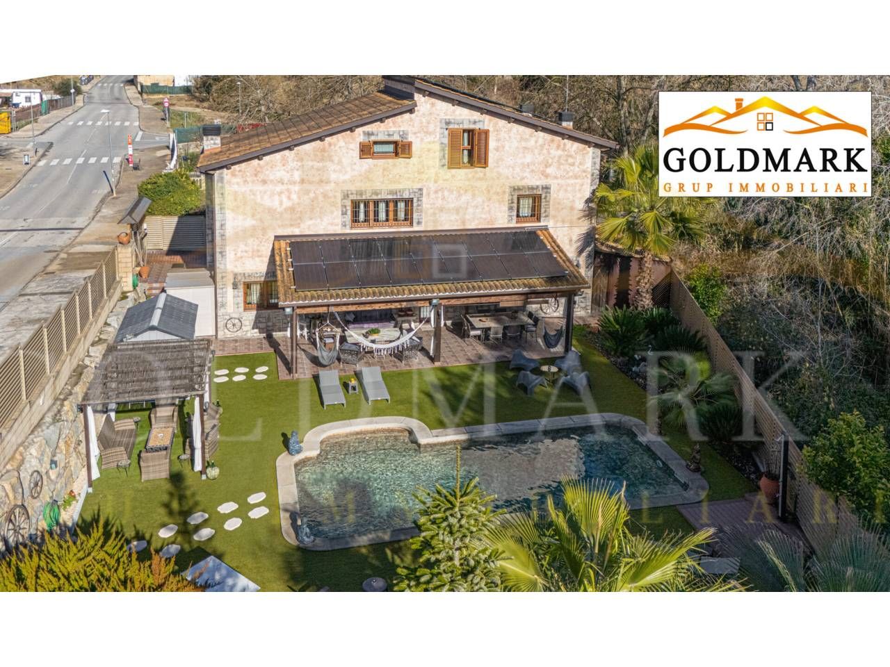 Jardín de Casa o chalet en venta en Rubí con Calefacción, Jardín privado y Parquet