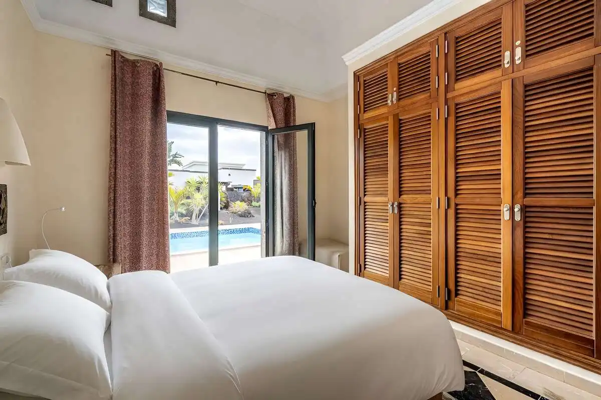 Bedroom of Houses for sale in Yaiza  with Swimming Pool