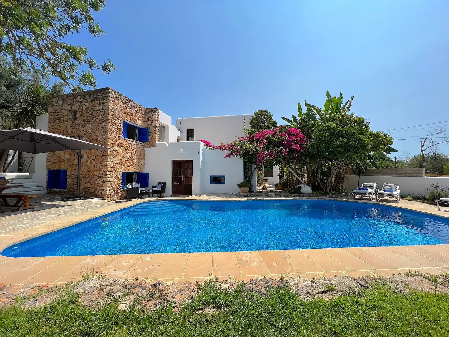 Swimming pool of Houses for sale in Sant Antoni de Portmany  with Air Conditioner, Heating and Private garden