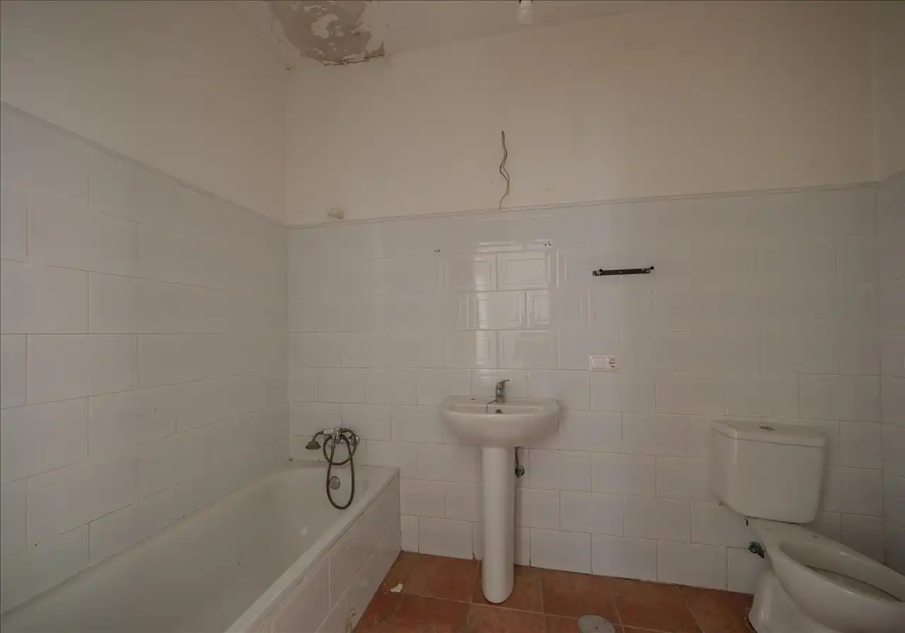 Bathroom of Ground floor for sale in Burguillos