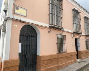 Vista exterior de Casa o xalet en venda en Salteras amb Aire condicionat i Balcó