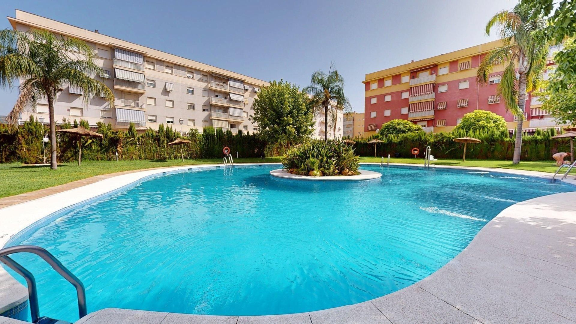 Piscina de Pis en venda en  Córdoba Capital amb Aire condicionat, Jardí privat i Terrassa