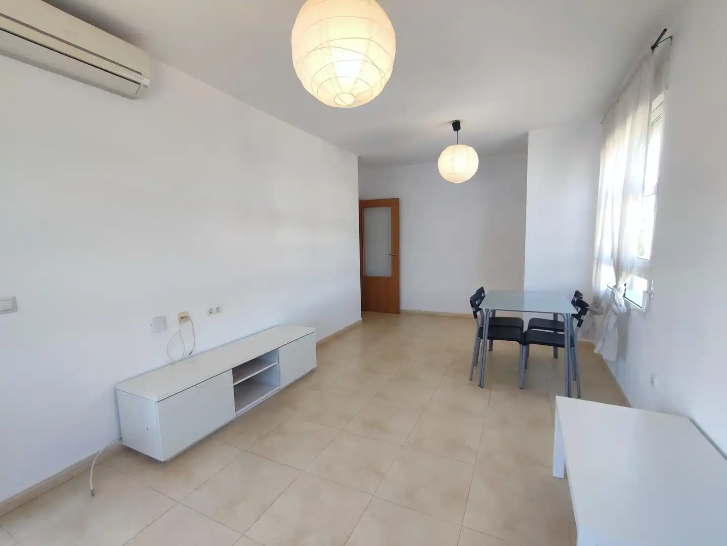 Menjador de Apartament de lloguer en Murcia amb Terrassa, Traster i Balcó