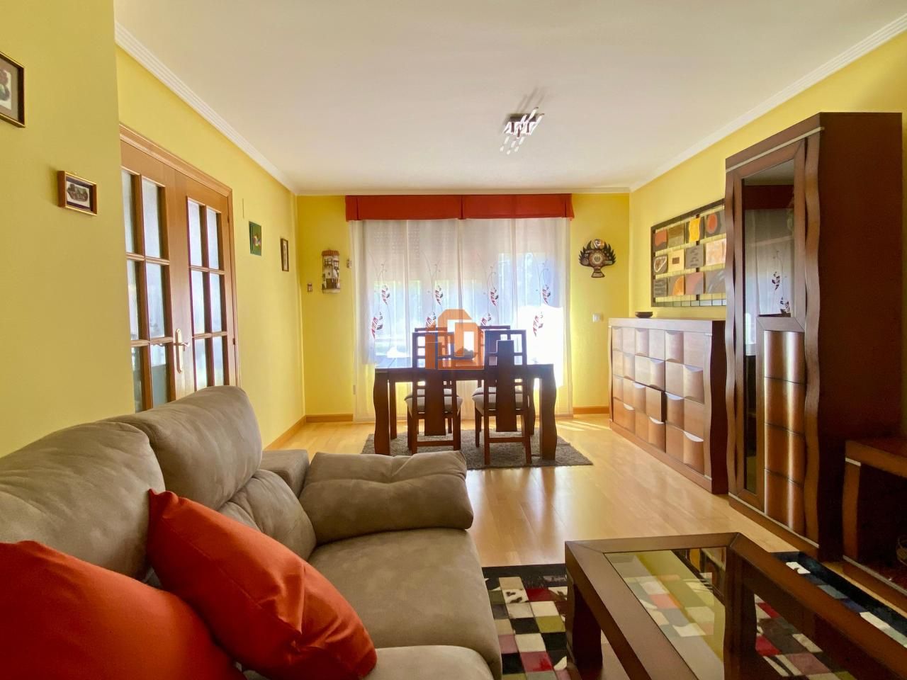Living room of Single-family semi-detached to rent in Villaquilambre  with Heating, Private garden and Parquet flooring