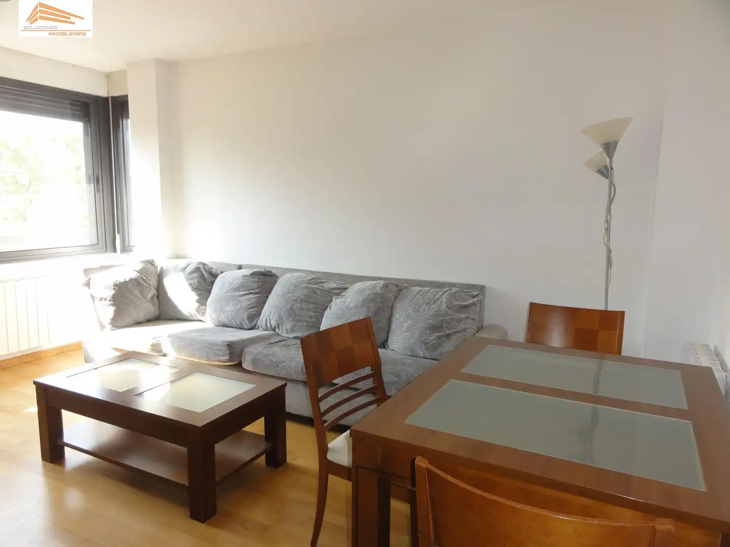 Sala de estar de Piso en venta en Valladolid con Calefacción y Parquet