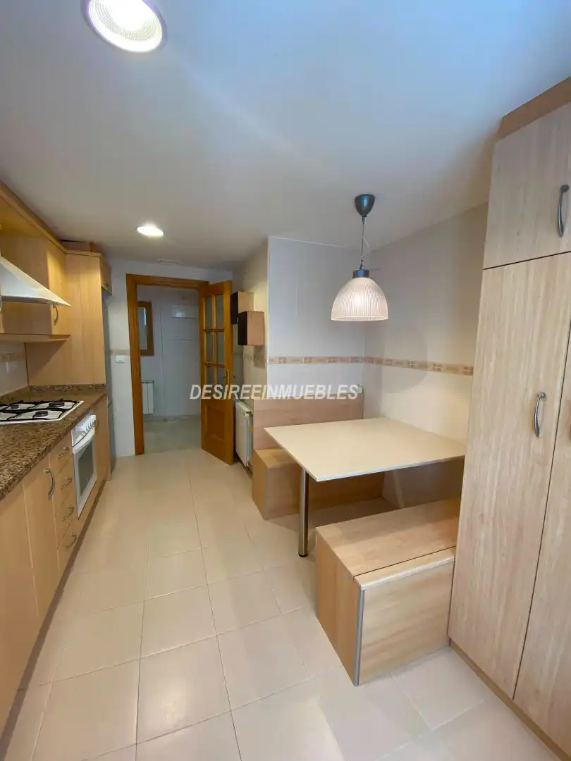Kitchen of Flat for rent in Valencia  with Air Conditioner, Heating and Terrace