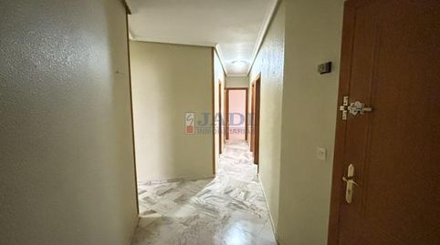 Foto 2 de Piso en venta en Valdepeñas, Ciudad Real