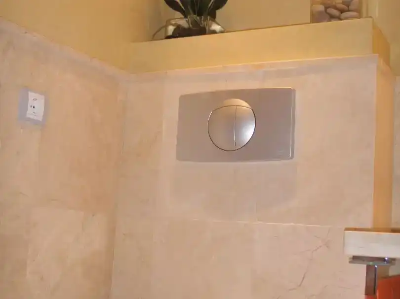 Bany de Pis en venda en Los Barrios amb Aire condicionat, Piscina i Balcó