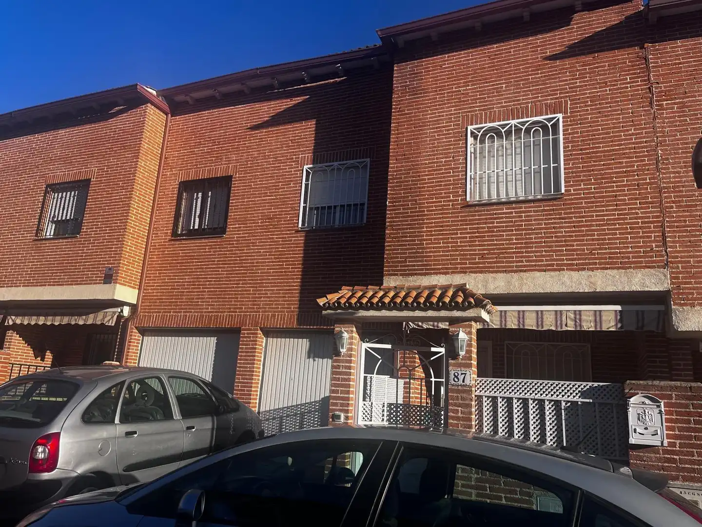 Vista exterior de Casa adosada en venda en Chozas de Canales