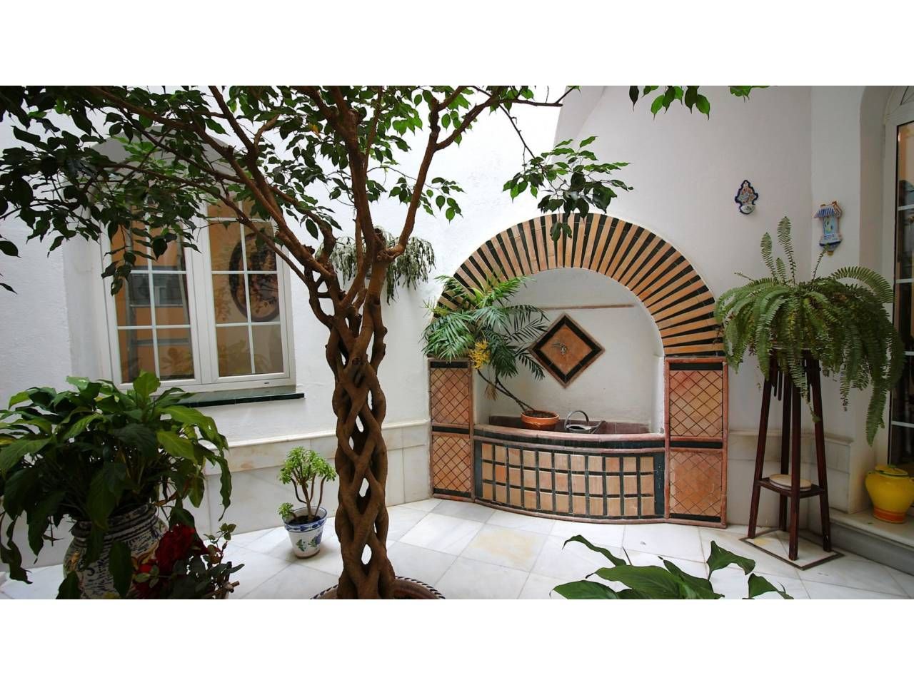 House or chalet for sale in  Sevilla Capital  with Air Conditioner, Heating and Terrace