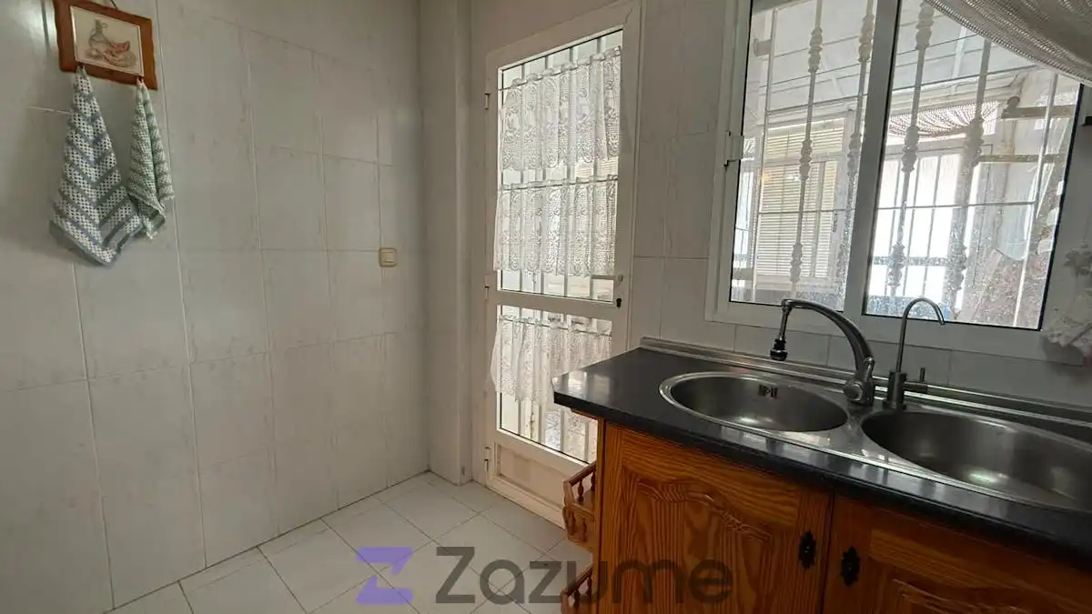 Küche von Wohnung zur Miete in Cartagena mit Klimaanlage, Terrasse und Abstellraum