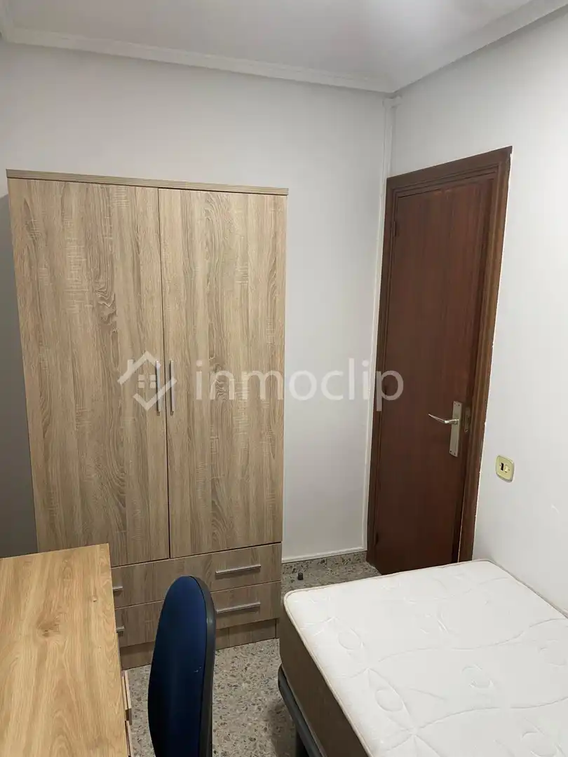 Bedroom of Flat for rent in Salamanca  with Heating and Furnished