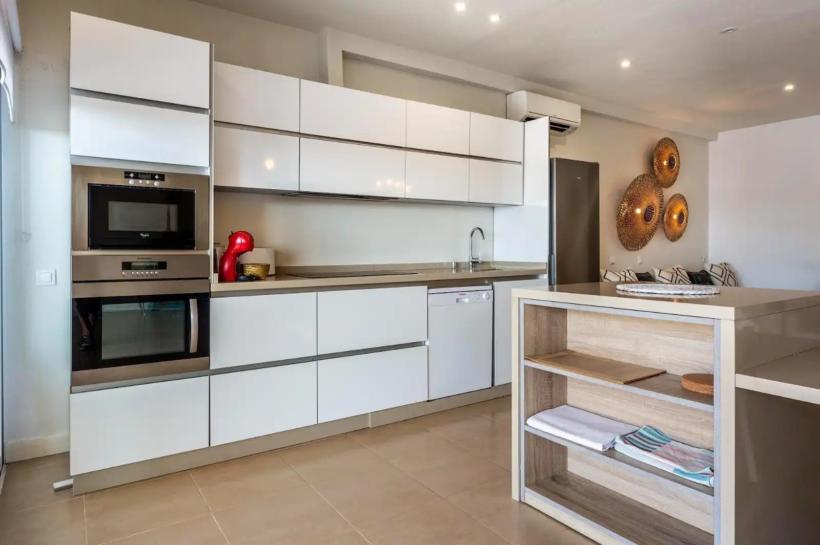 Kitchen of Detached homes for sale in Sant Josep de sa Talaia  with Air Conditioner, Heating and Private garden
